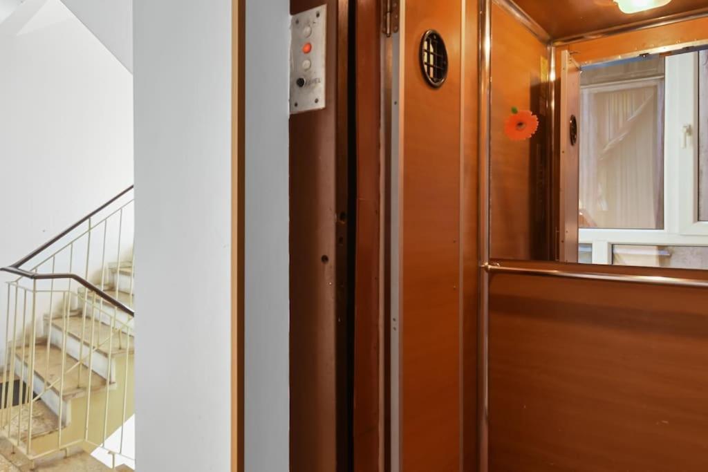 Mysa Modern Studio * Near Cismigiu Park * Netflix Bucureşti Exterior foto